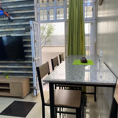 Champs De Mars Apartment